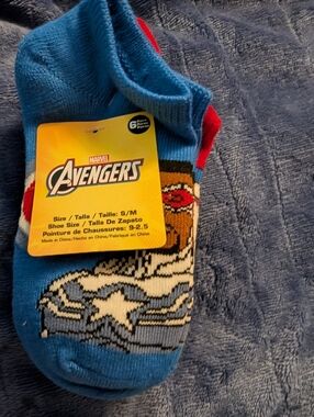 Marvel Avenger Boys Blue Character No-Show Socks